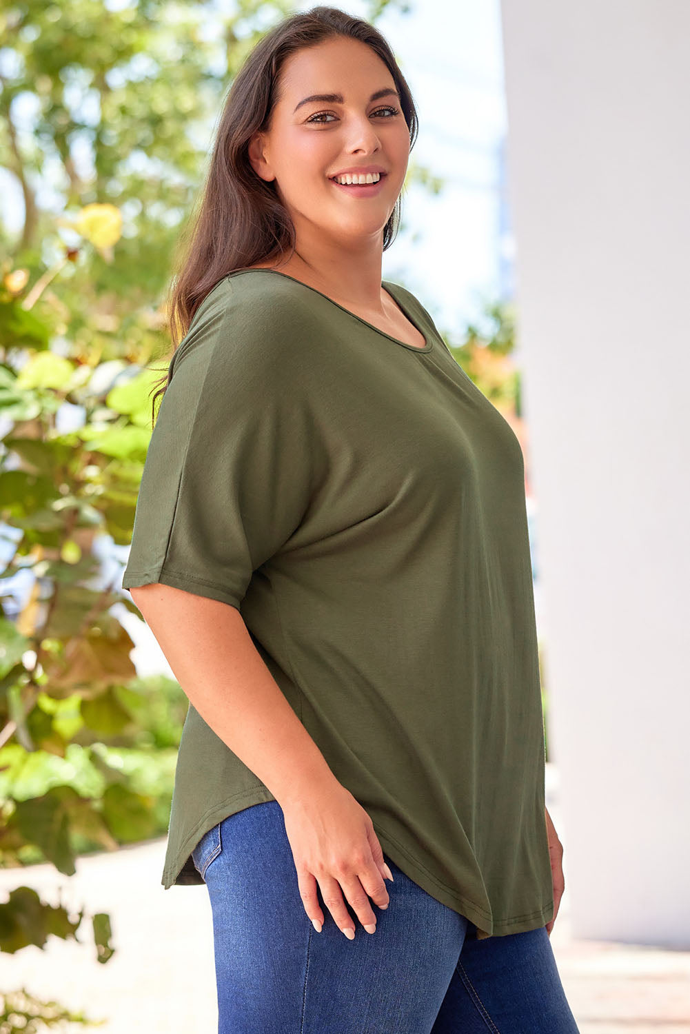 Green Plus Size Hollow-out Back Slouchy Tee