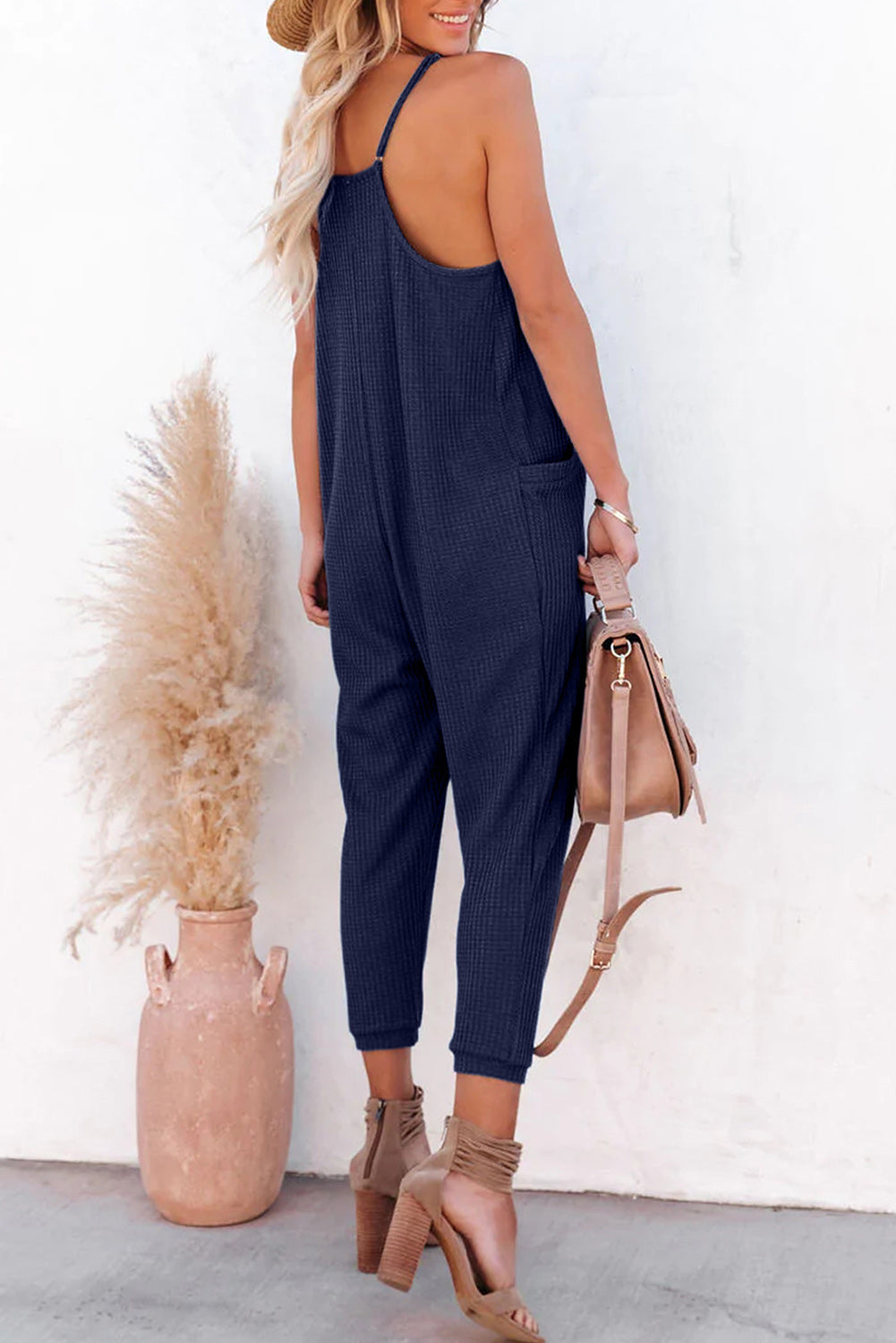 Gray Textured Sleeveless V-Neck Pocketed Casual Jumpsuit
