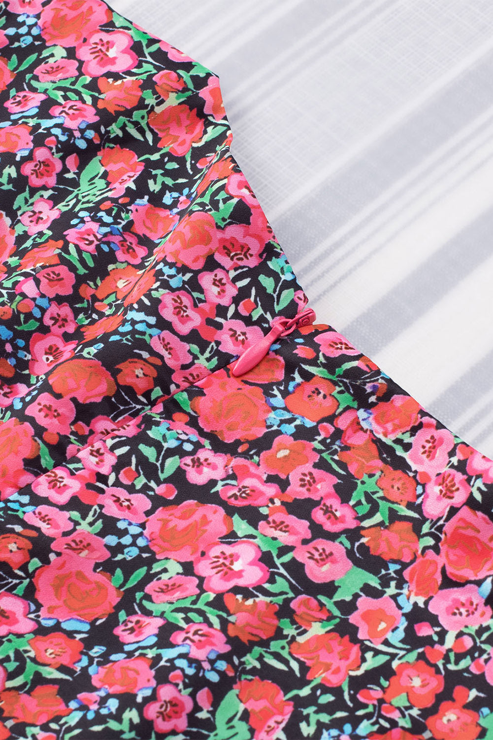Red Vintage Puff Sleeve Side Pockets Floral Dress