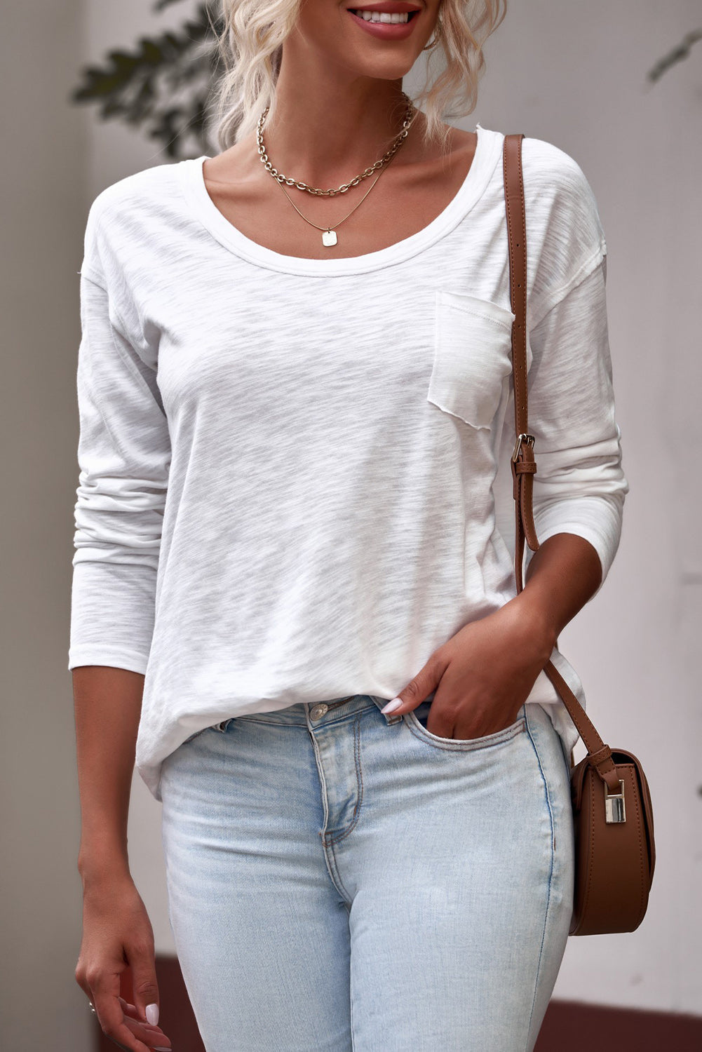 White Plain Basic Long Sleeve Tee with Pocket