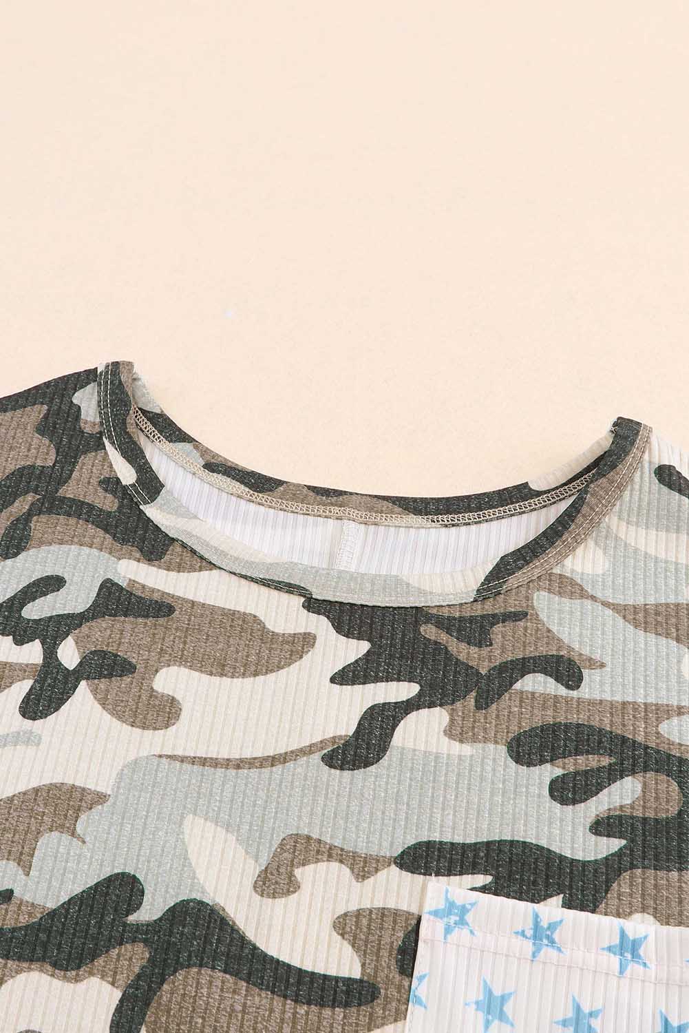 Green Flag Pocket Ribbed Camo Print T-shirt