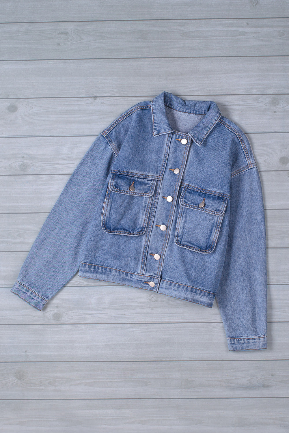 Turn Down Collar Pocket Buttoned Denim Jacket